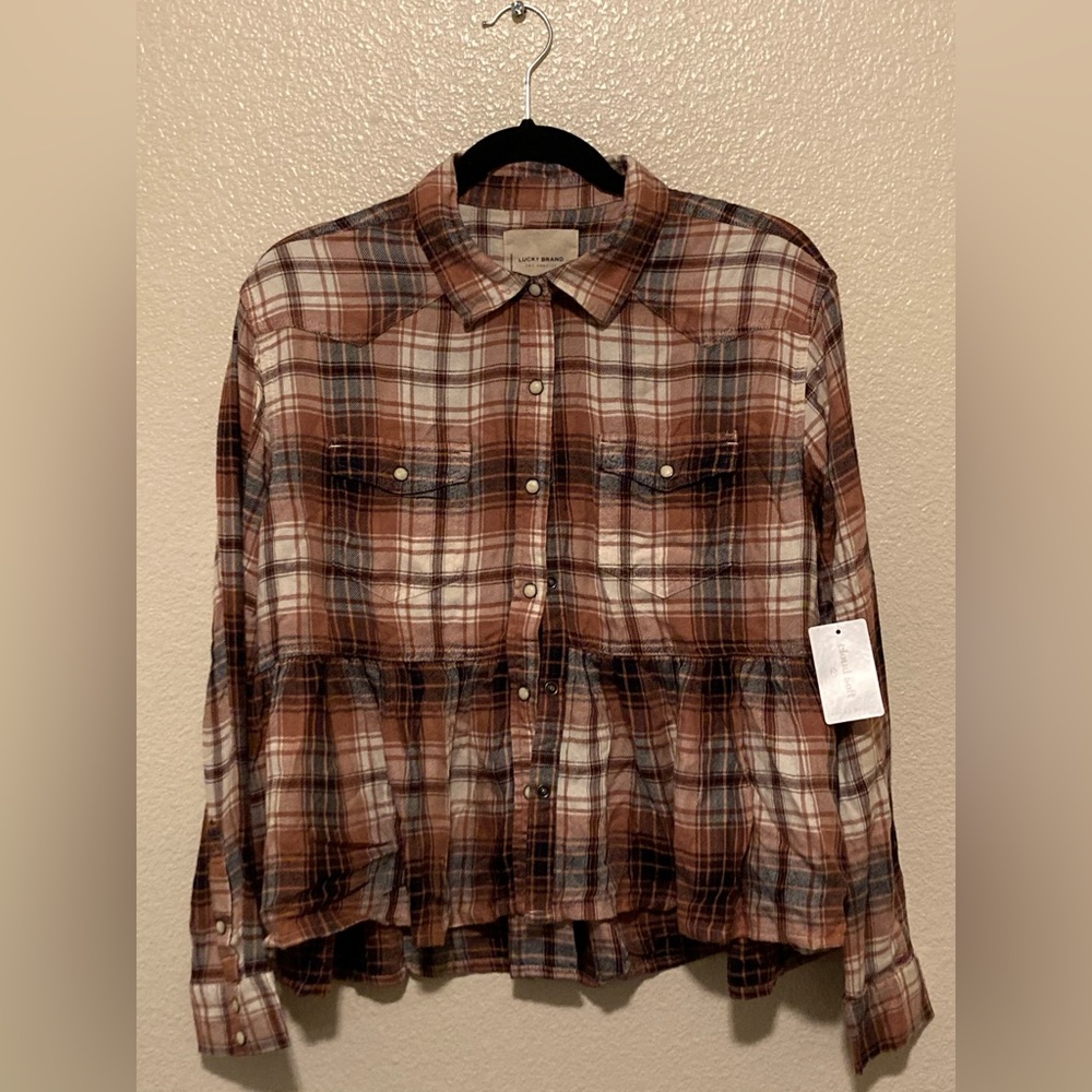 LUCKY BRAND -0009- Soft Flare Flannel- Peplum Top - Button Up - Plaid Design